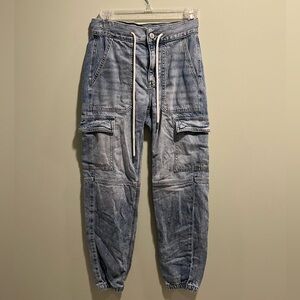 American Eagle 00 regular fit cargo jeans